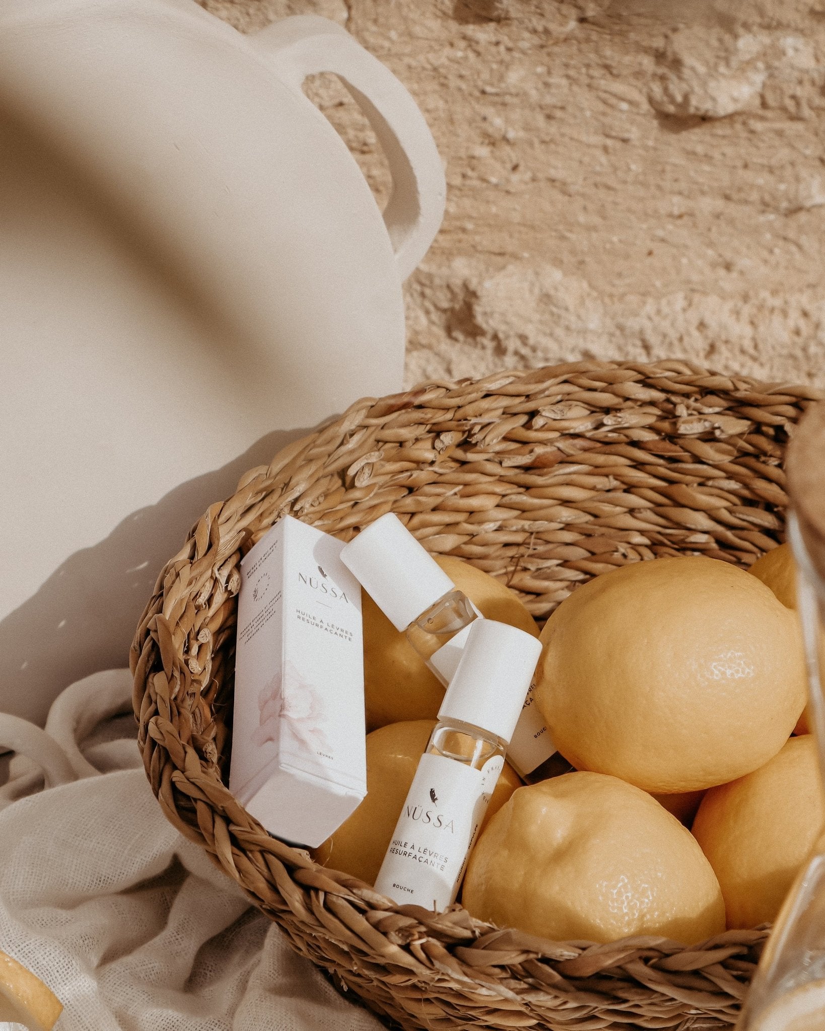 Huile À Lèvres Resurfaçante - Nüssa Cosmetics